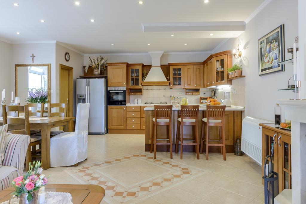 Superior Stunning Apartment Gravosa With A Free Parking Dubrovnik Exterior photo